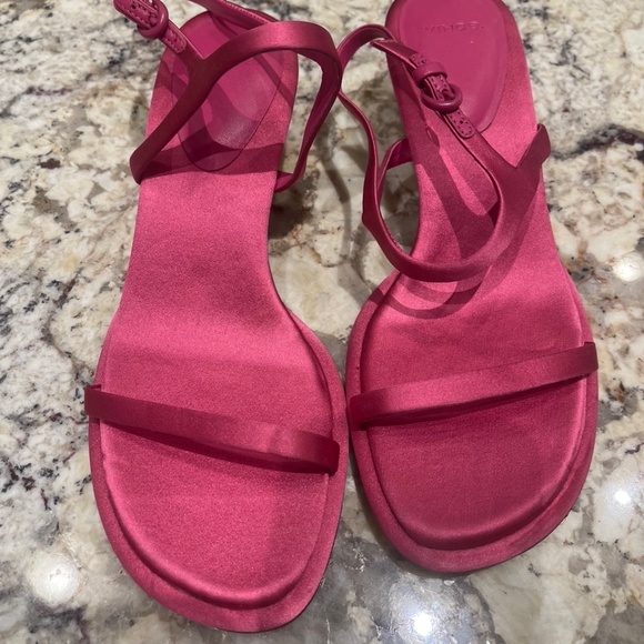 New w/out box - Vince Pink Ester Ankle Strap Sandals - Size 7M - Picture 14 of 16